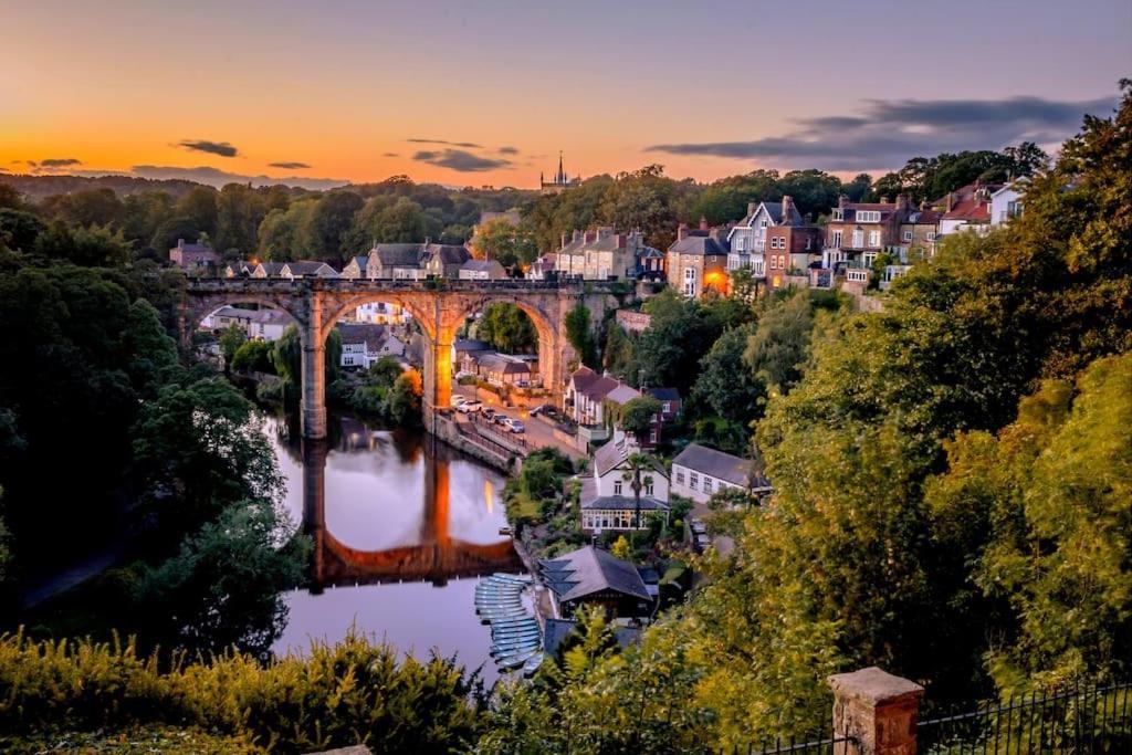 Stunning 4Bed Townhouse By Hic & Trendy Kings Quarter! Villa Harrogate Kültér fotó